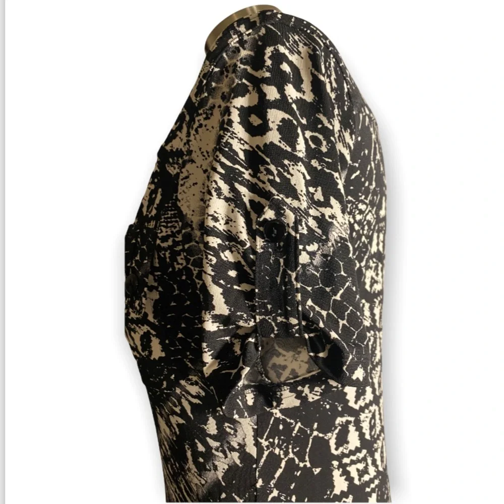 DRESS - Picture 3 of 4